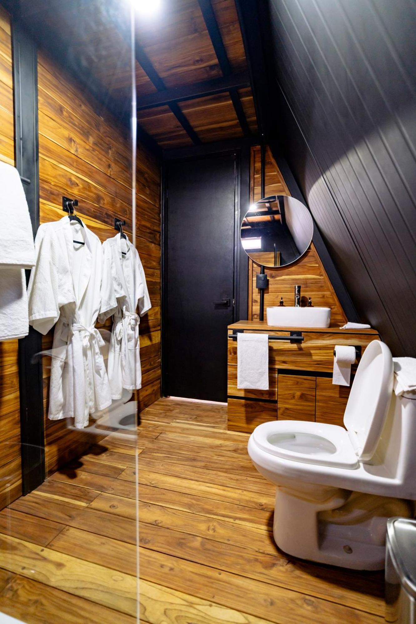 Hotel Coyote Alcocer Екстер'єр фото